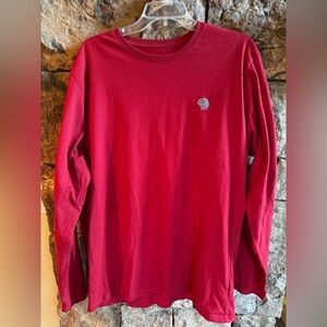 Men’s Mountain Hardwear XXL pullover sweatshirt